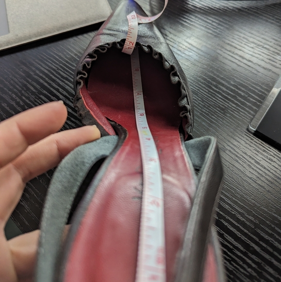 Rare Parisian Yves Saint Laurent Vintage Leather Ruffled Heels 1990 YSL - Picture 9 of 9